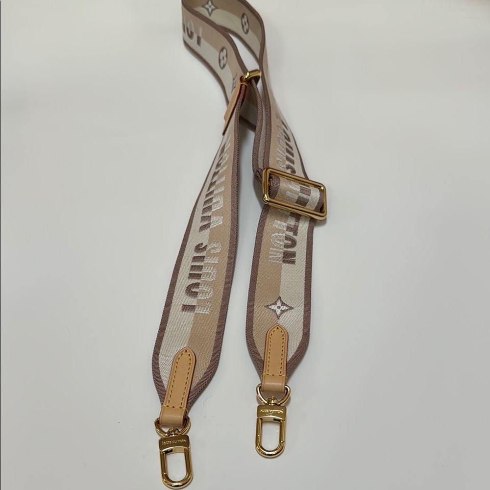Louis Vuitton Beige and Gold Bag Strap